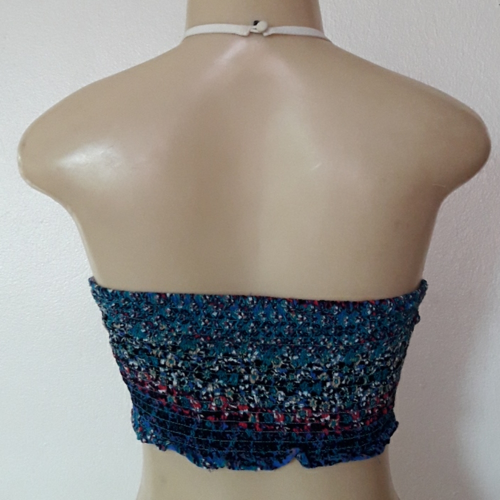 SALEš„$4 New Look: Top - Picture 3 of 7